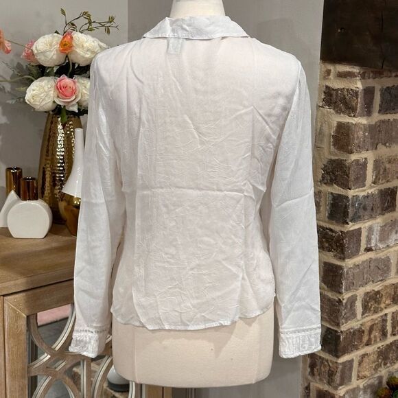 J.Jill Women’s Lace Button Down White Shirt in the Size Medium - Picture 11 of 11